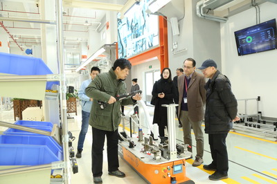 上海杉達學院陳以一校長一行來訪我校進行技術交流考察